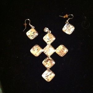 Necklace Charm/Earrings